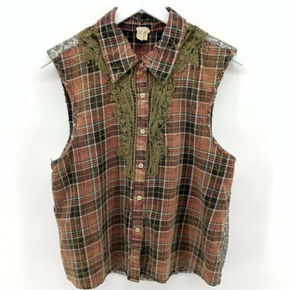 Gimmicks by BKE Plaid Button Down Sequin Back - Picture 2 of 4